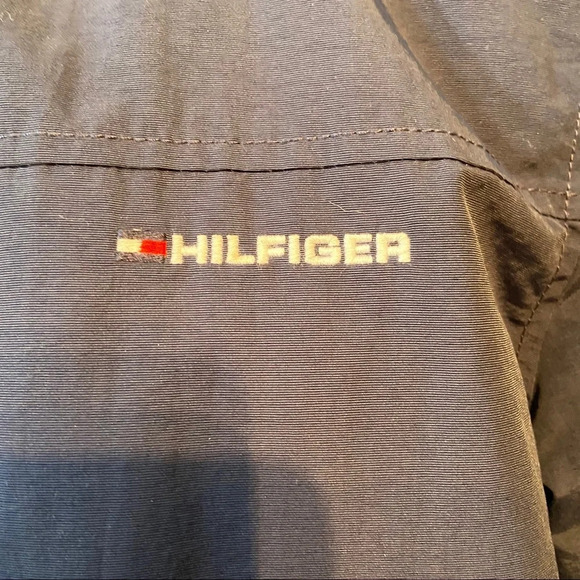 Tommy Hilfiger  men’s hooded navy blue‎ windbreaker jacket in size small - Picture 2 of 13